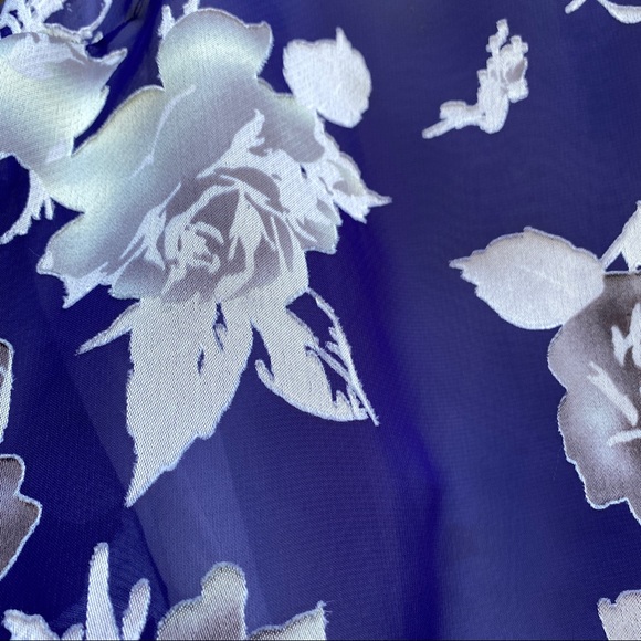 VERA WANG Lined sleeveless top, flowy floral,Women’s Medium, excellent condition - Picture 5 of 10